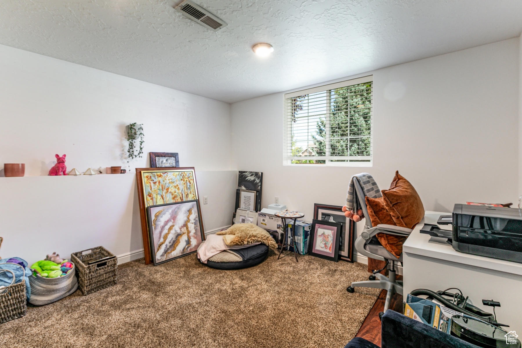 West Bountiful, Utah 84087, United States, 3 Bedrooms Bedrooms, ,2 BathroomsBathrooms,Residential,Pending,150168