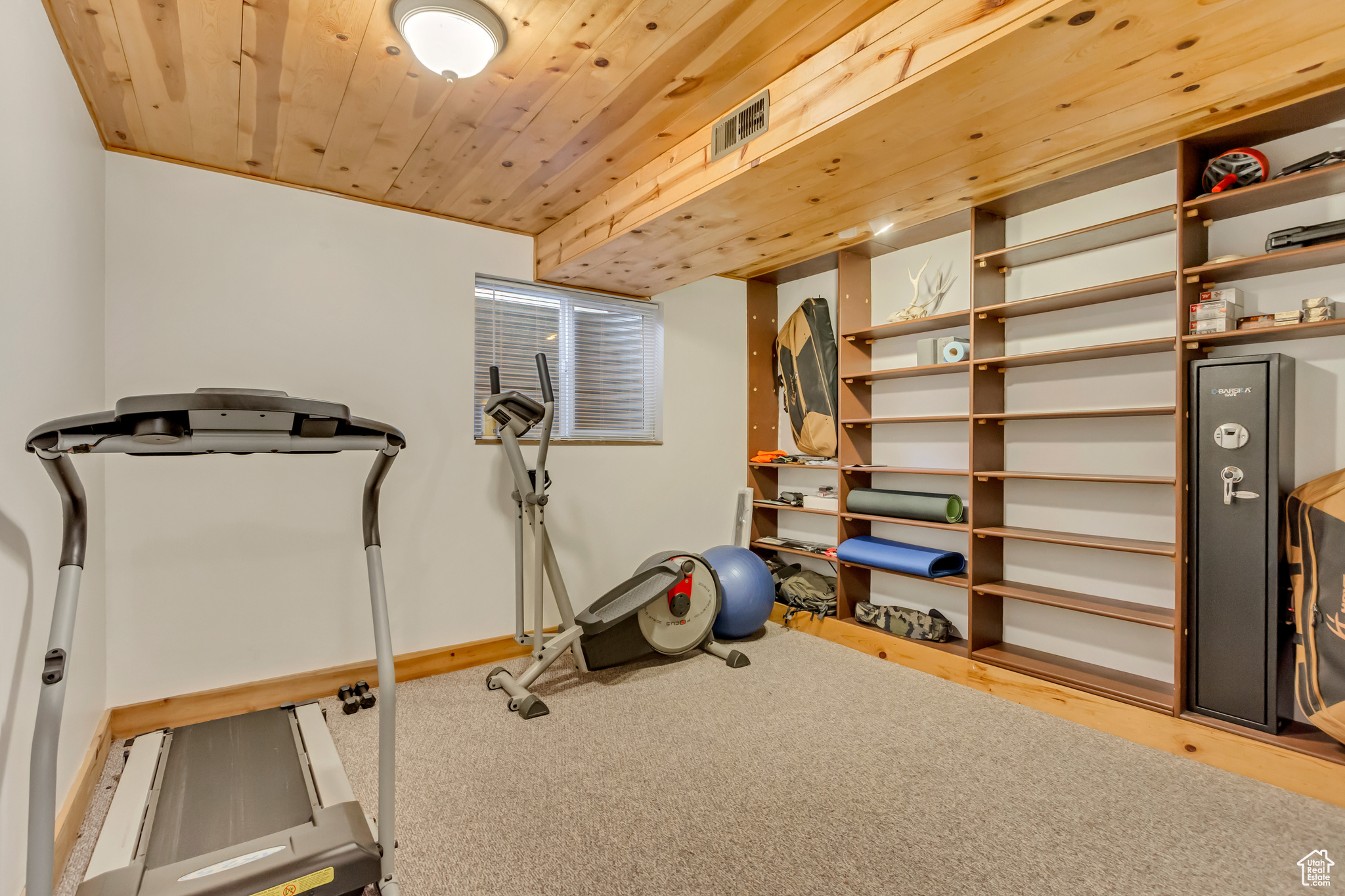 INDIAN VILLAGE - Residential