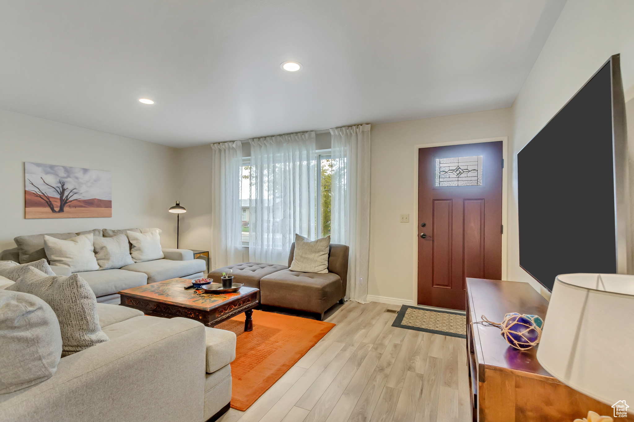 INDIAN VILLAGE - Residential