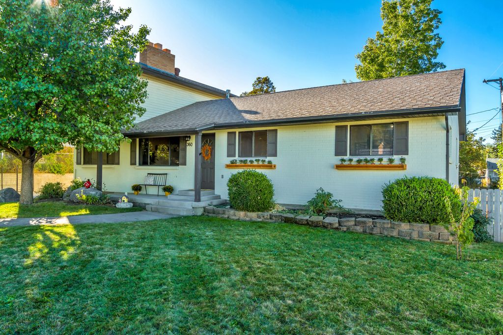 Photo of 360 E CENTER ST, Centerville, UT 84014 (MLS # 2169371)