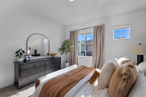 Tiny photo for 1741 S RIPPLE ROCK DR, Washington, UT 84780 (MLS # 2121455)