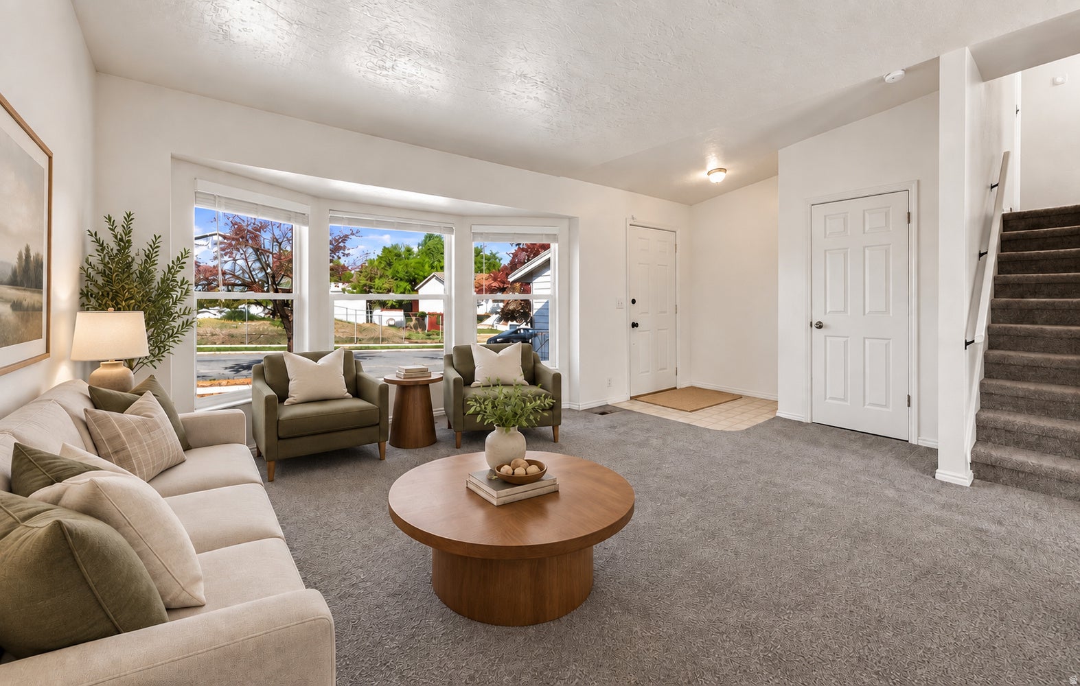 Virtual Staging Pic of Front Room
