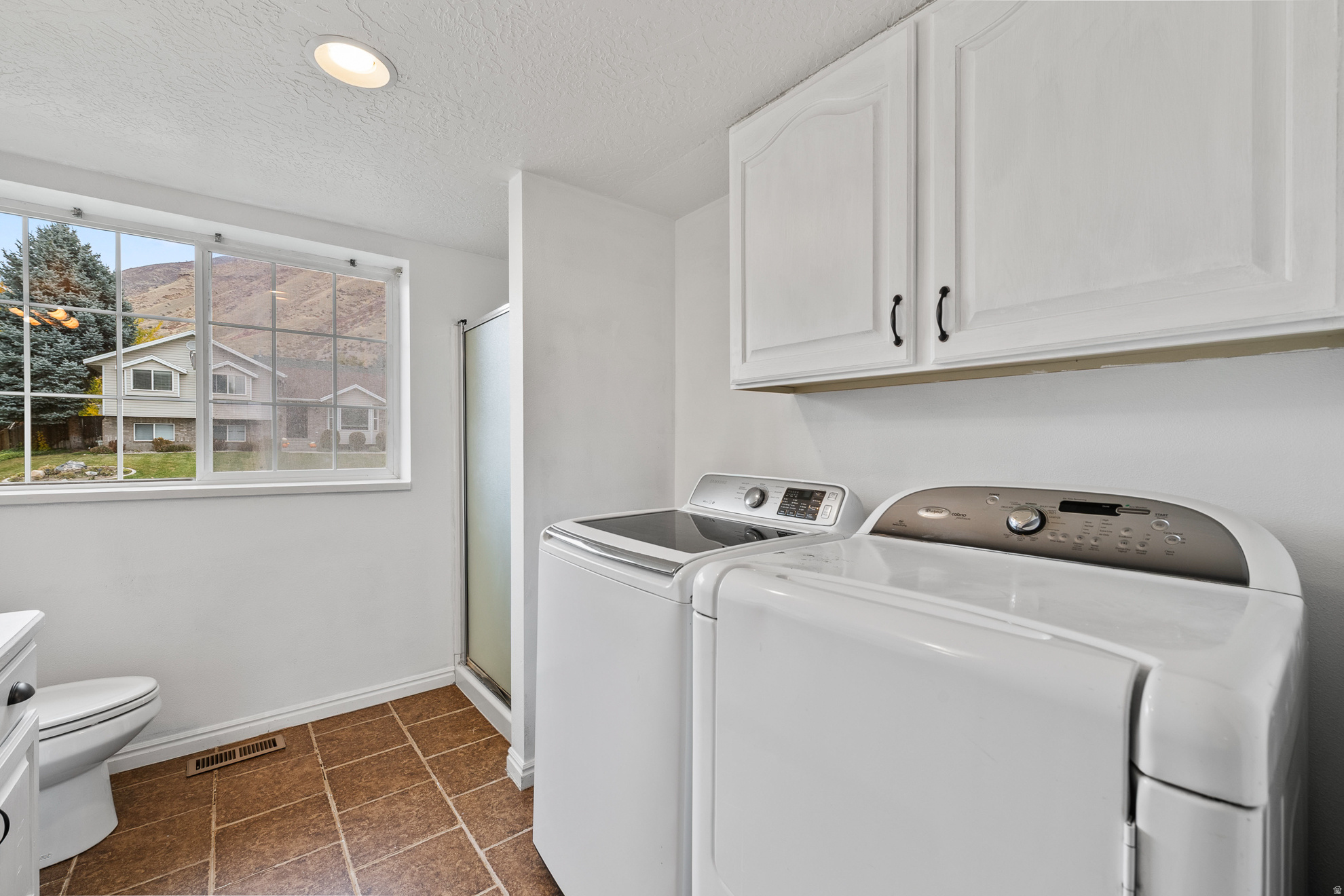 SPRINGVILLE HEIGHTS - Residential