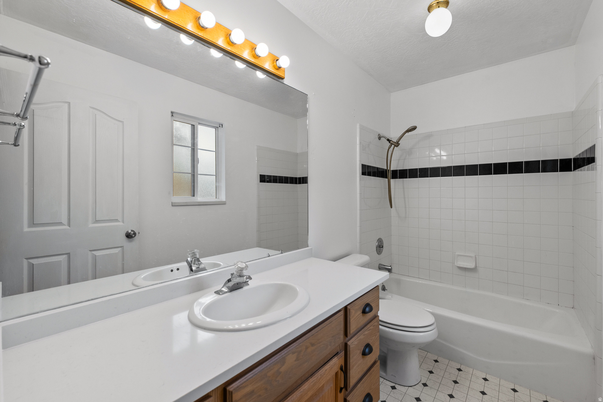 SPRINGVILLE HEIGHTS - Residential