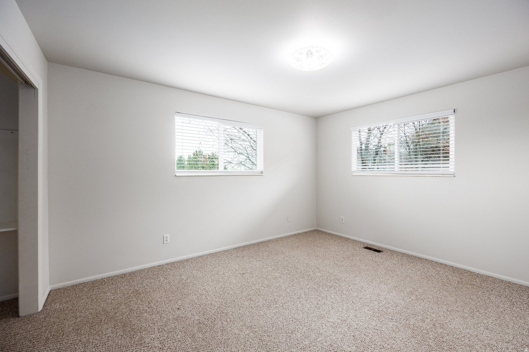 INDIAN ROCK - Residential Income