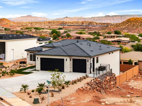 Tiny photo for 1862 N CHAPMAN DR, Washington, UT 84780 (MLS # 2140570)