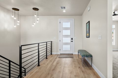 Tiny photo for 1862 N CHAPMAN DR, Washington, UT 84780 (MLS # 2140570)