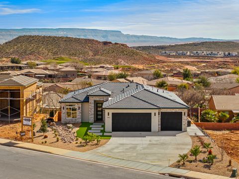 Tiny photo for 1862 N CHAPMAN DR, Washington, UT 84780 (MLS # 2140570)