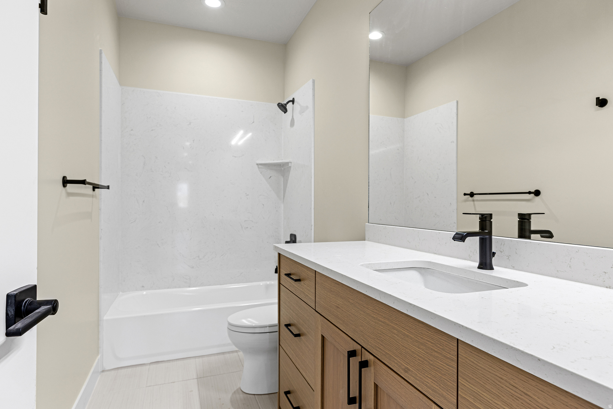 ESTATES AT BURKE SPRINGS - Residential