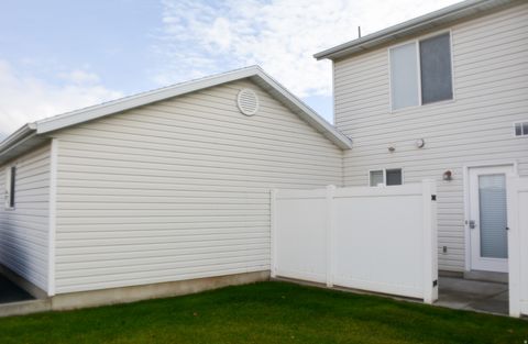 Tiny photo for 416 W 1925 N, Harrisville, UT 84404 (MLS # 2124037)