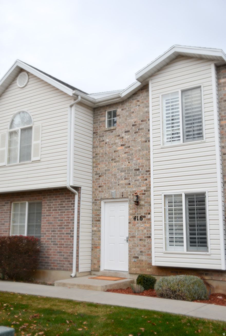 Square footage figures are provided as a courtesy estimate only and were obtained from county records.  Buyer is advised to obtain an independent measurement. End unit with new flooring, new paint, and new appliances. Home has a 1-car garage and 1 parking space.  Fenced back patio with gate to shared space and parking area.  Move-in ready. Close to shopping, schools, eateries, and entertainment, hiking trails and only 10 minutes from the freeway.