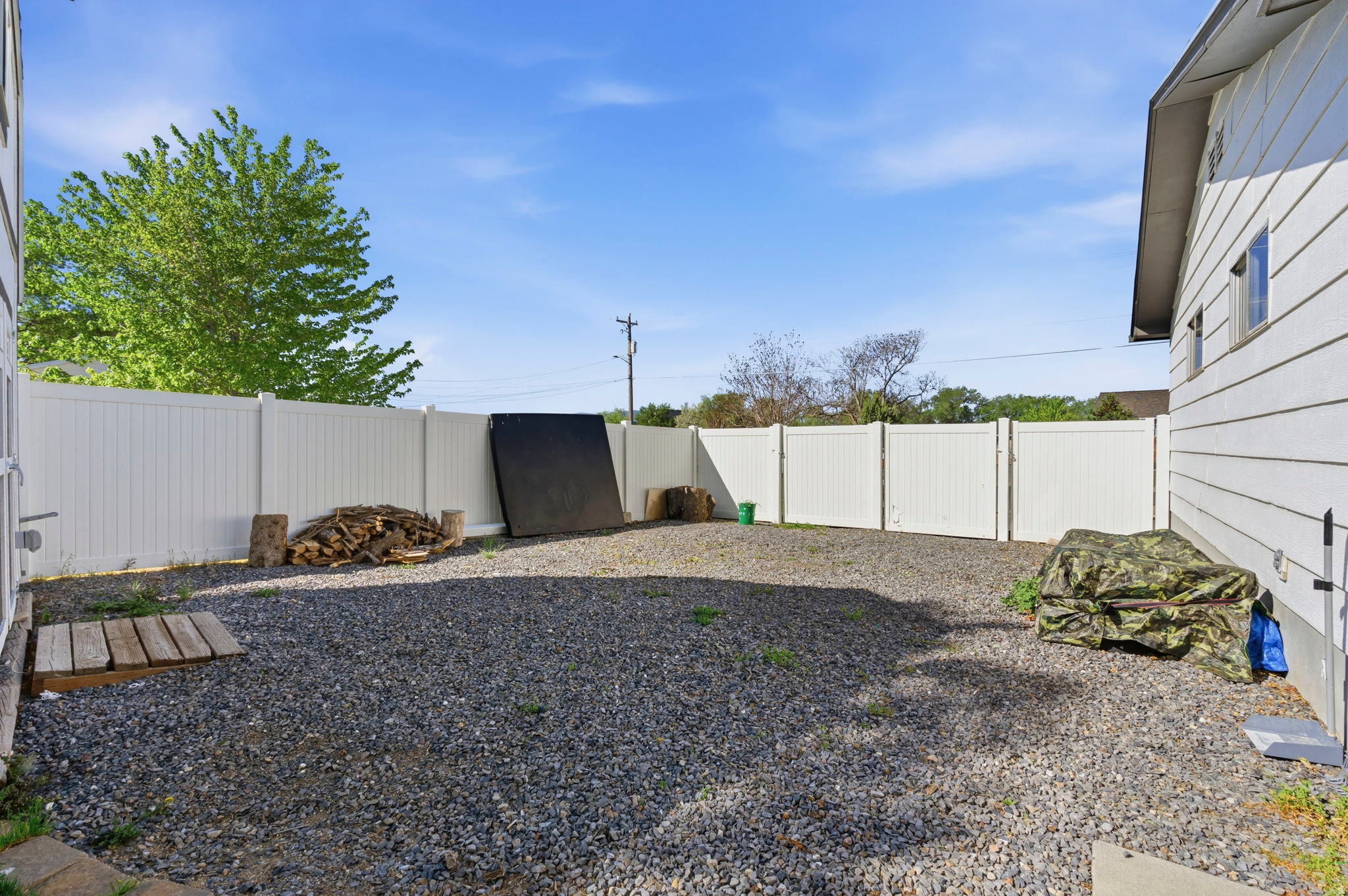 FOX BOROUGH - Residential