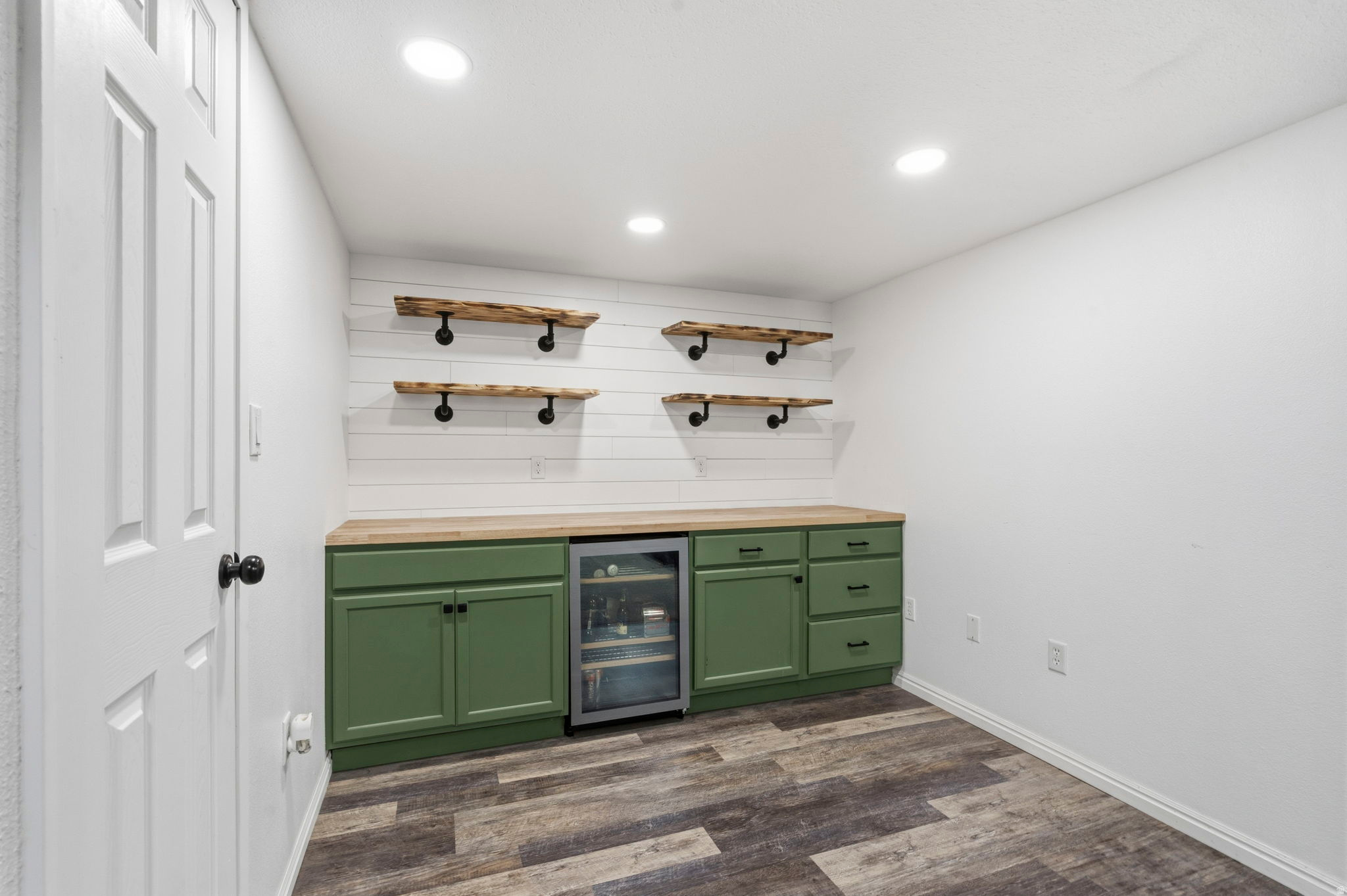 FOX BOROUGH - Residential