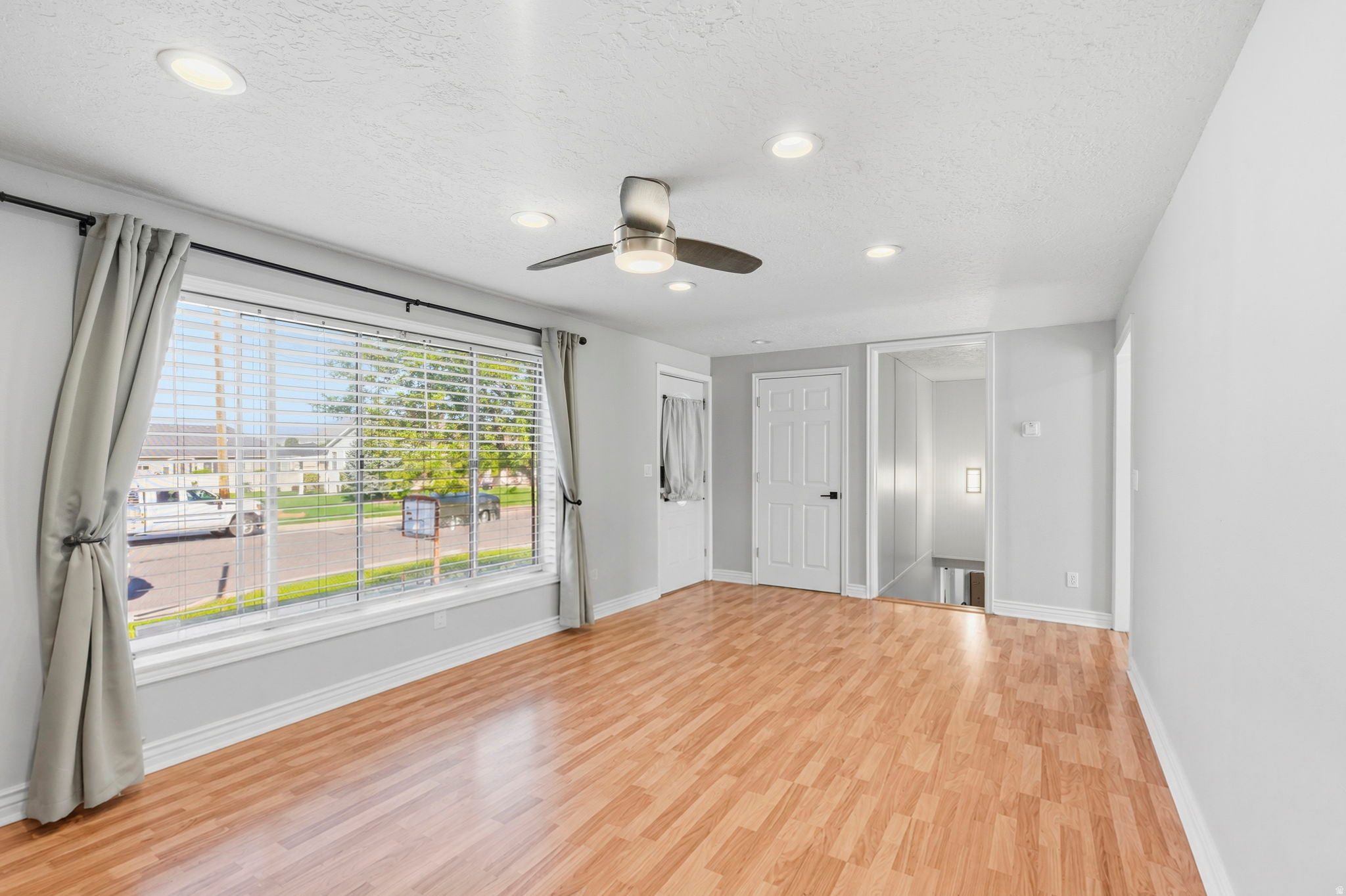 FOX BOROUGH - Residential