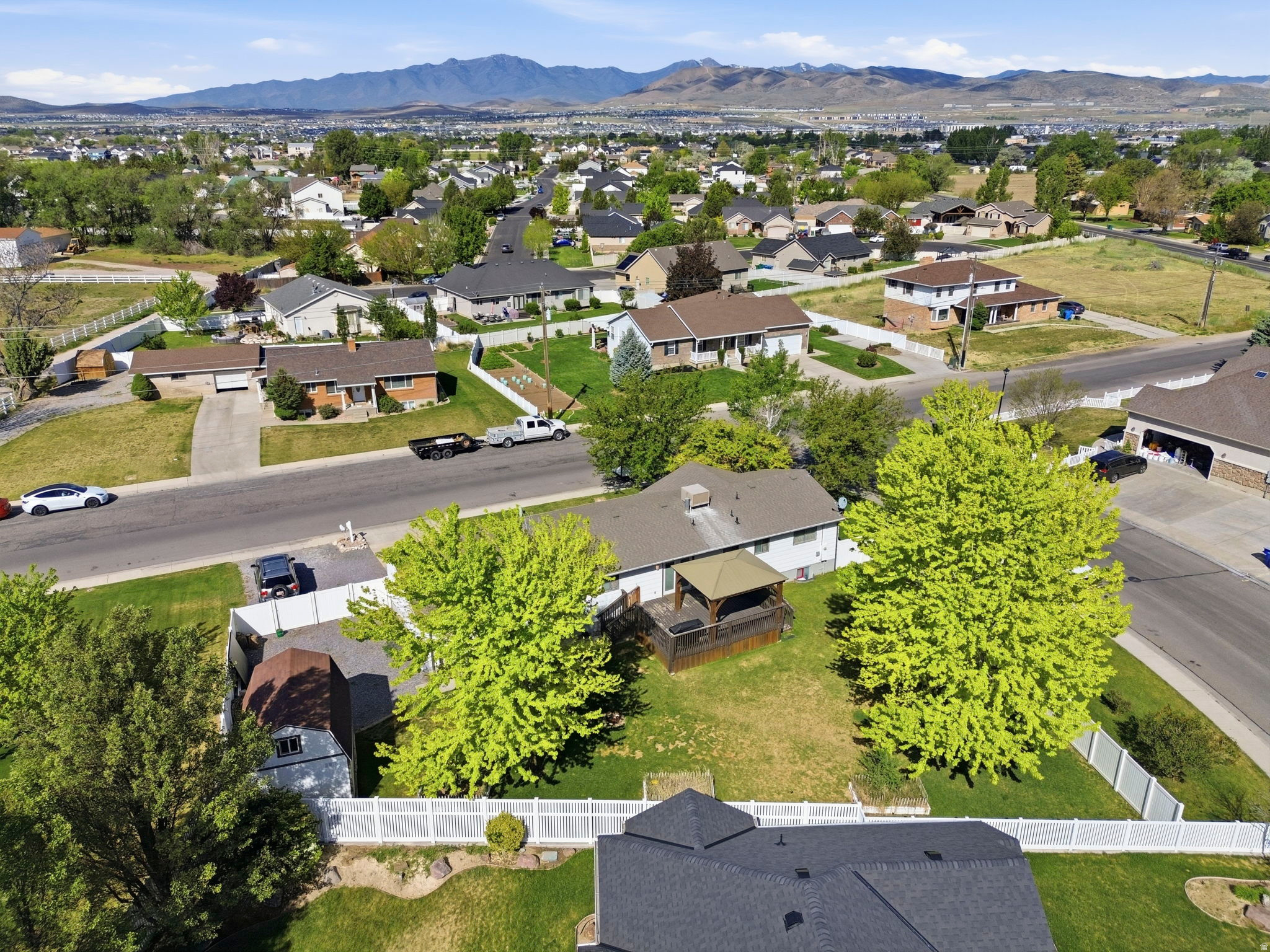 FOX BOROUGH - Residential