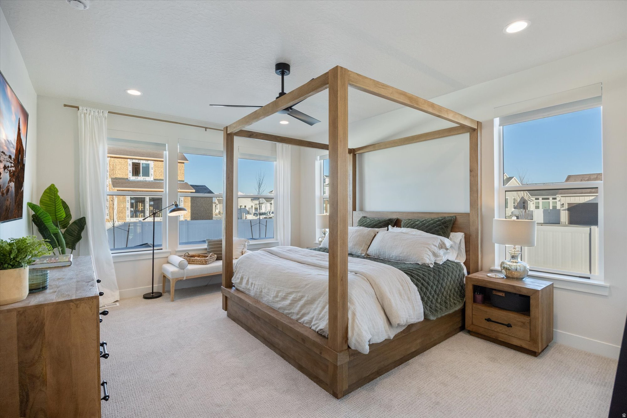 HOLDAWAY FIELDS - Residential