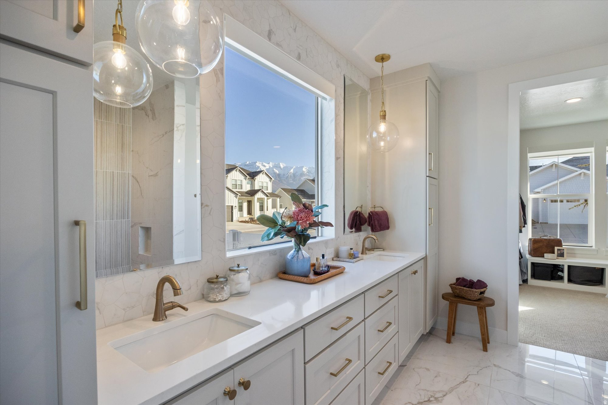 HOLDAWAY FIELDS - Residential