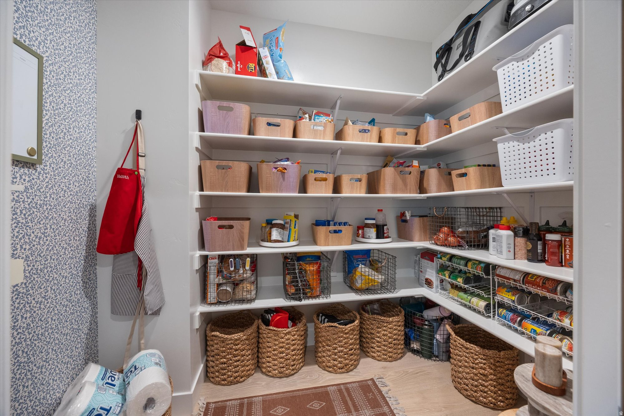 HOLDAWAY FIELDS - Residential