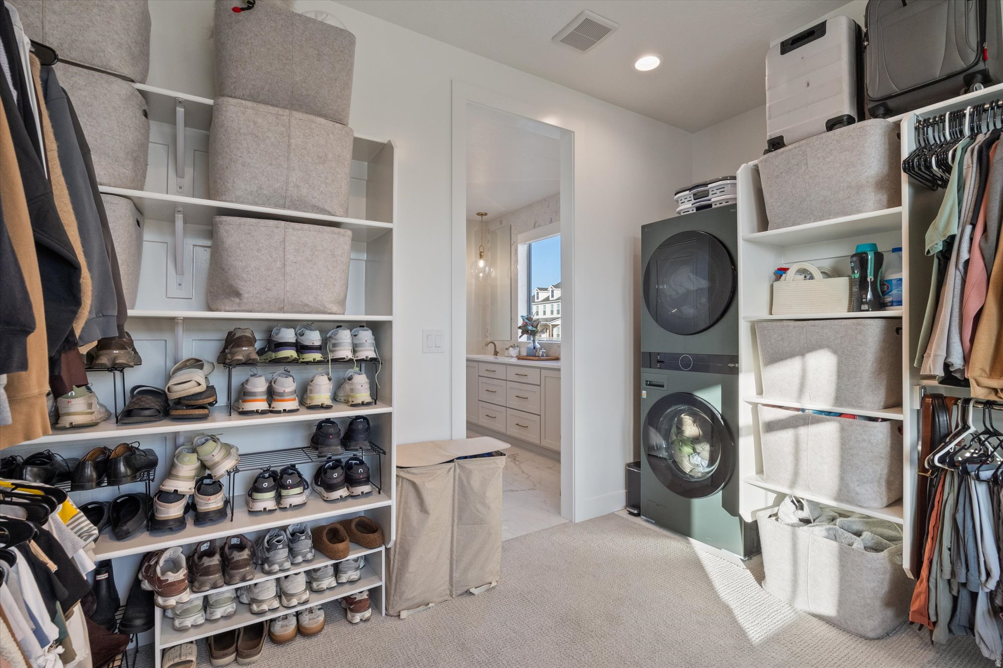 HOLDAWAY FIELDS - Residential