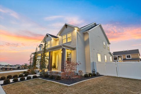 Tiny photo for 344 S TAHOE ST, Vineyard, UT 84059 (MLS # 2135049)