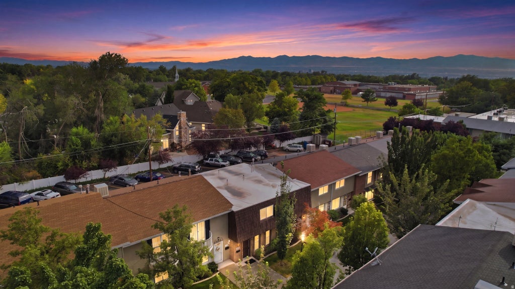 Photo of 2128 E GEORGETOWN SQ #2128, Salt Lake City, UT 84109 (MLS # 2174147)