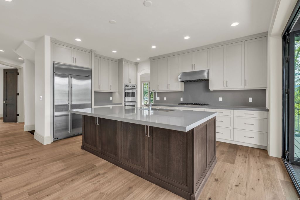 Photo of 8905 DAYBREAKER DR, Park City, UT 84098 (MLS # 2155635)