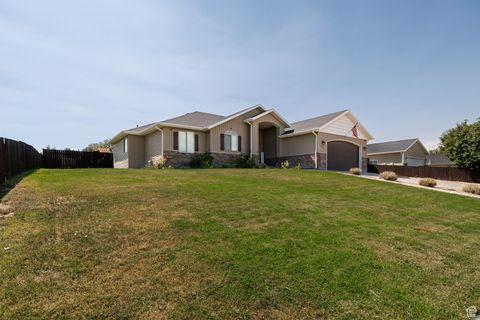 Tiny photo for 349 W 2900 S, Vernal, UT 84078 (MLS # 2020506)