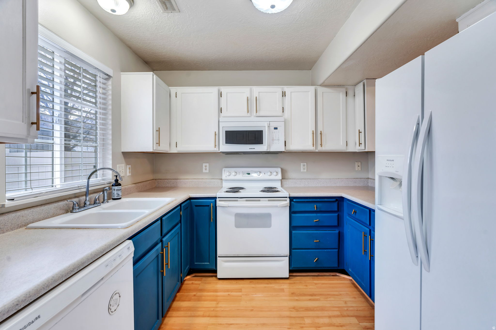 PARK RIDGE - Residential