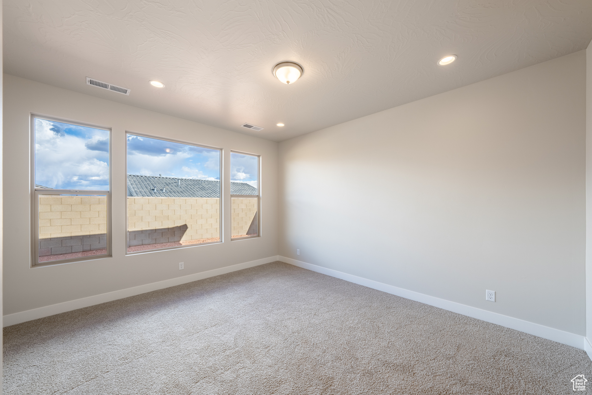 SOLIS AT CORAL CANYON - Residential