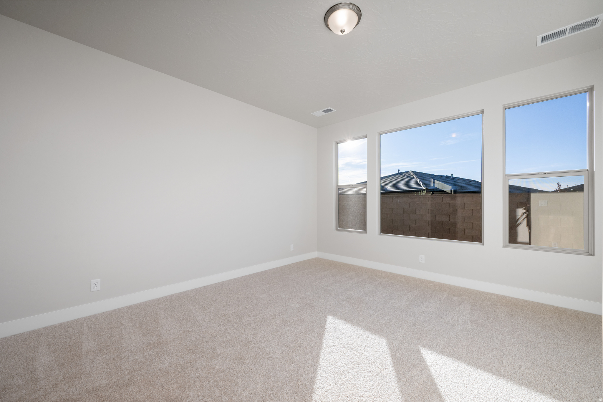 SOLIS AT CORAL CANYON - Residential