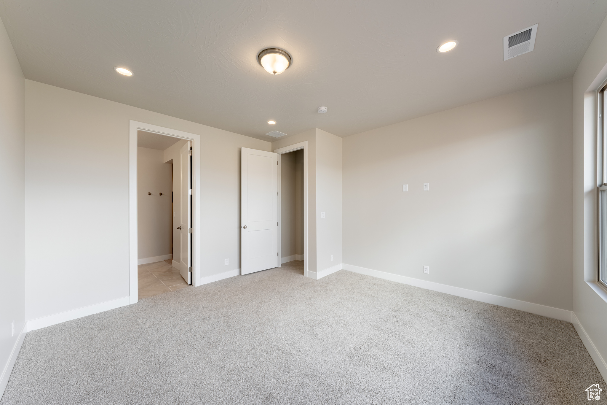 SOLIS AT CORAL CANYON - Residential