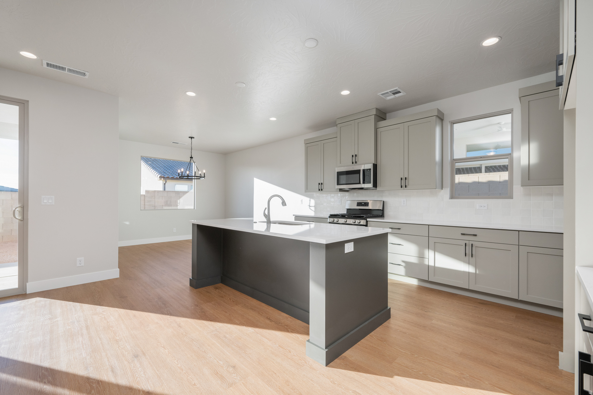 SOLIS AT CORAL CANYON - Residential