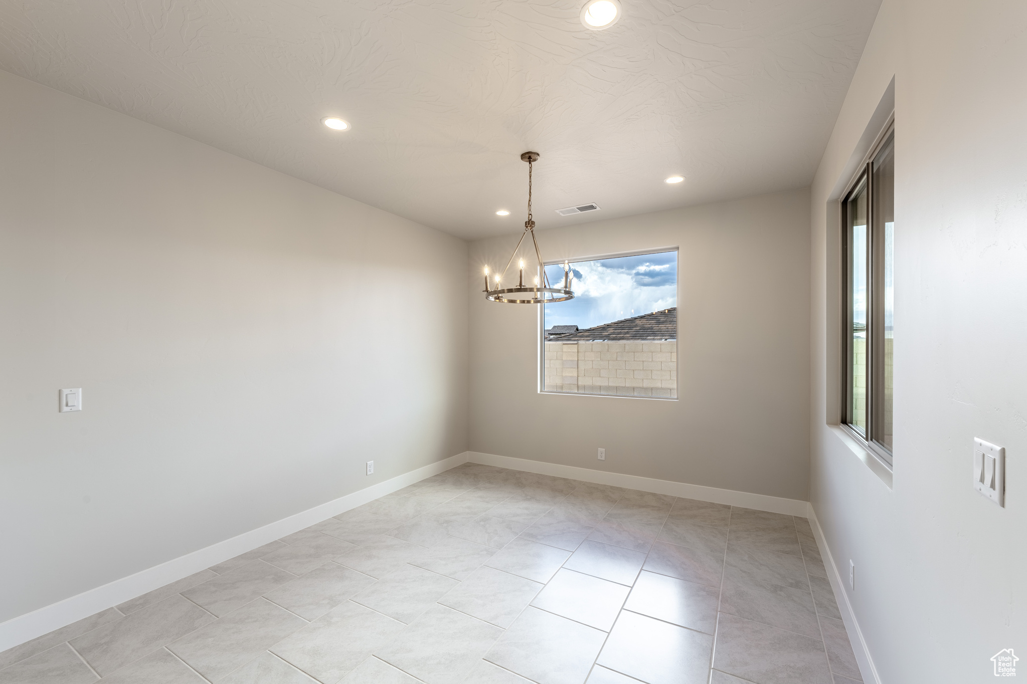 SOLIS AT CORAL CANYON - Residential