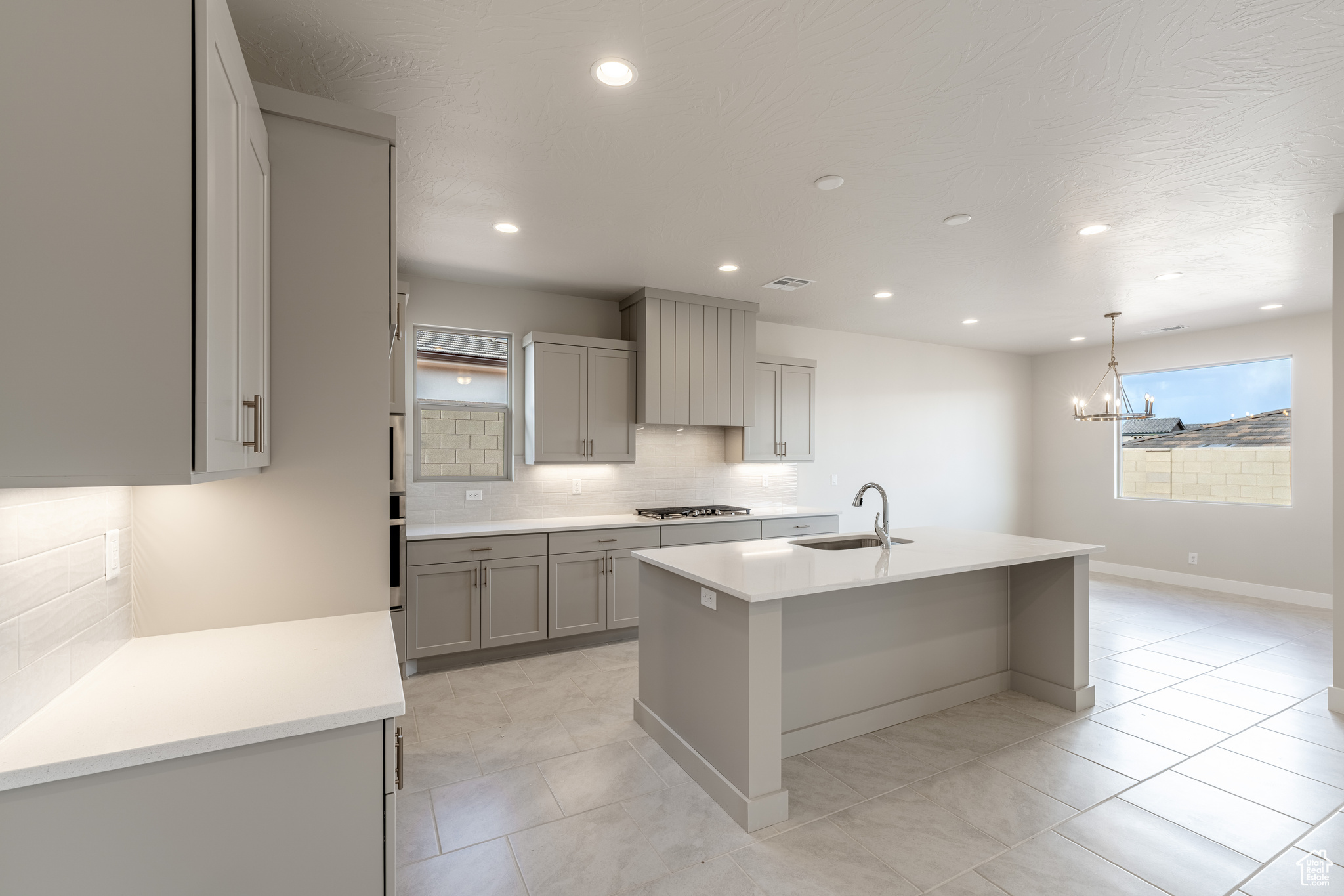 SOLIS AT CORAL CANYON - Residential