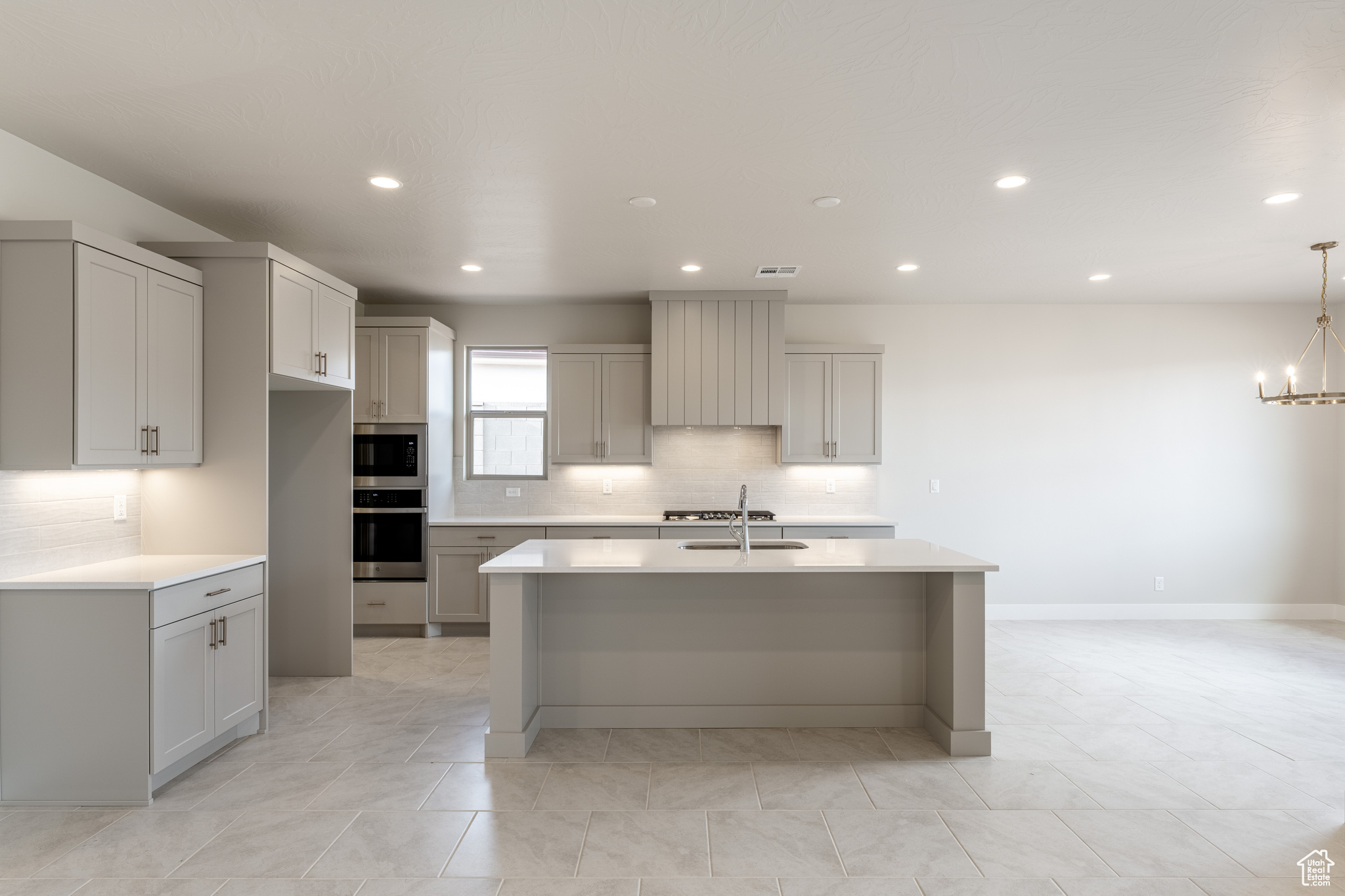 SOLIS AT CORAL CANYON - Residential