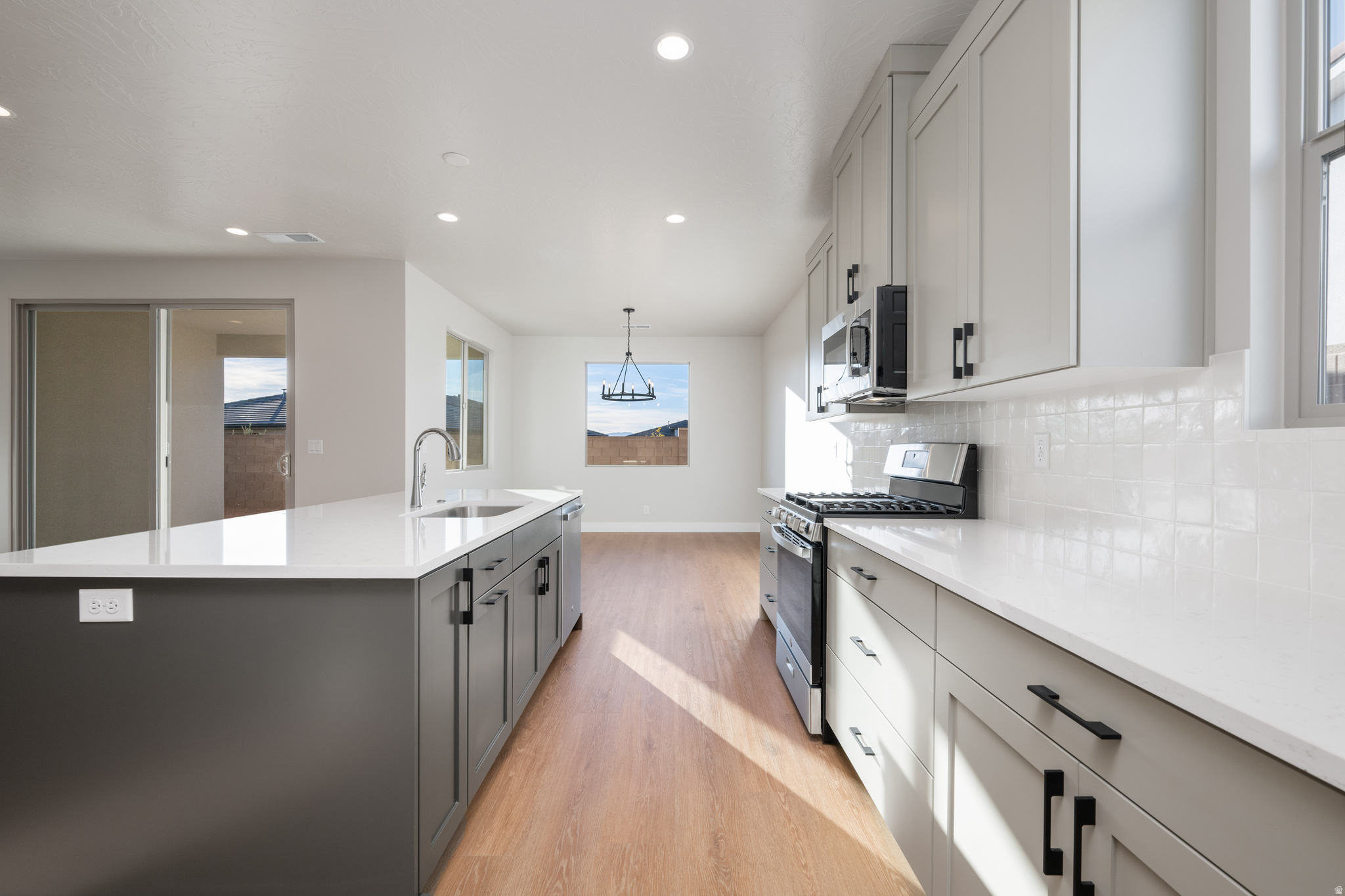 SOLIS AT CORAL CANYON - Residential