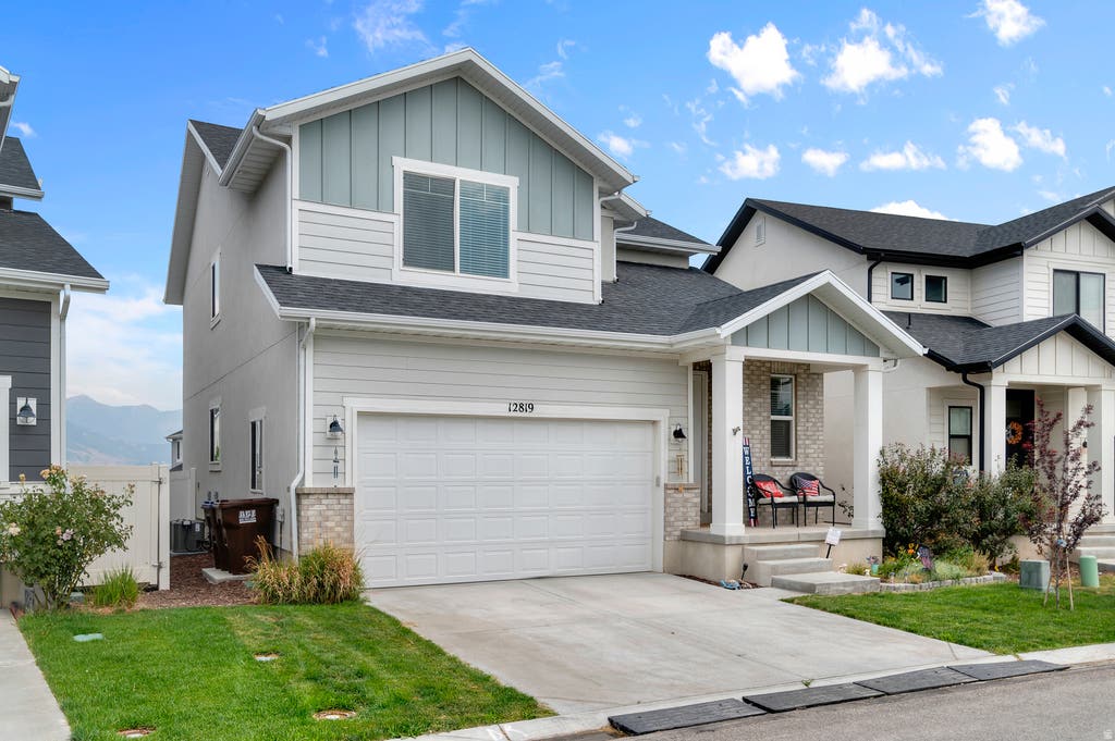 Photo of 12819 S QUAIL LAKE DR W, Riverton, UT 84096 (MLS # 2172049)