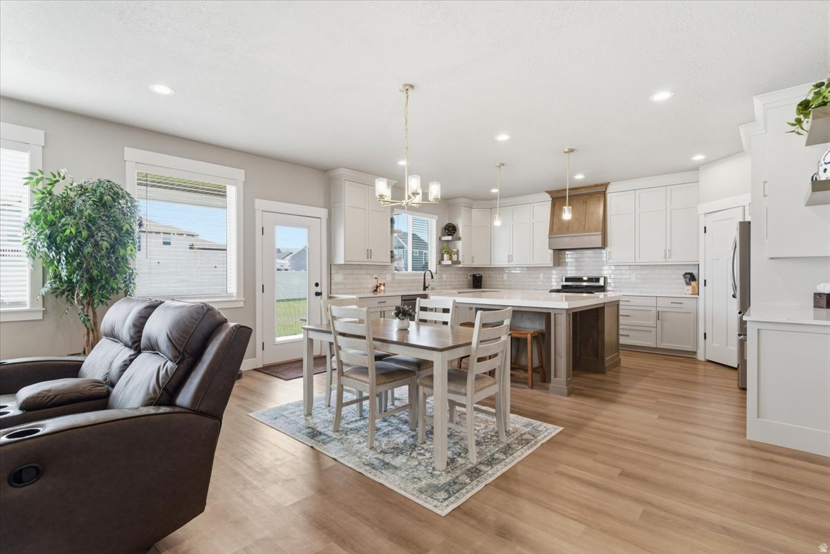 RIVER CROSSING - Residential