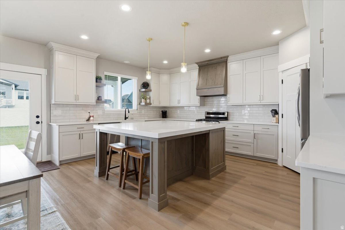 RIVER CROSSING - Residential