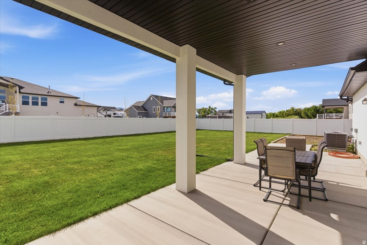 RIVER CROSSING - Residential