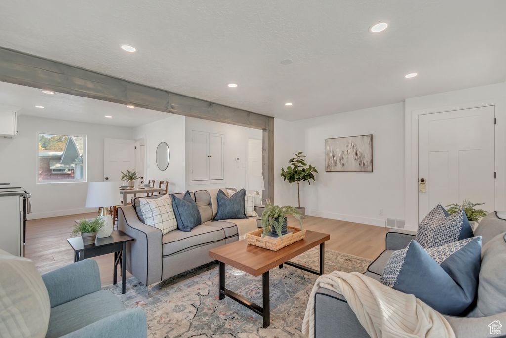 Photo of 396 N 100 E, American Fork, UT 84003 (MLS # 2119433)