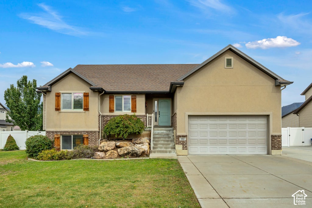 Photo of 182 W HANCOCK CIR, North Ogden, UT 84404 (MLS # 2191436)