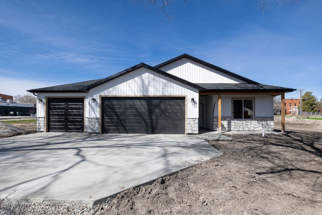 Photo of 2305 N 3900 W, Corinne, UT 84307 (MLS # 2143655)