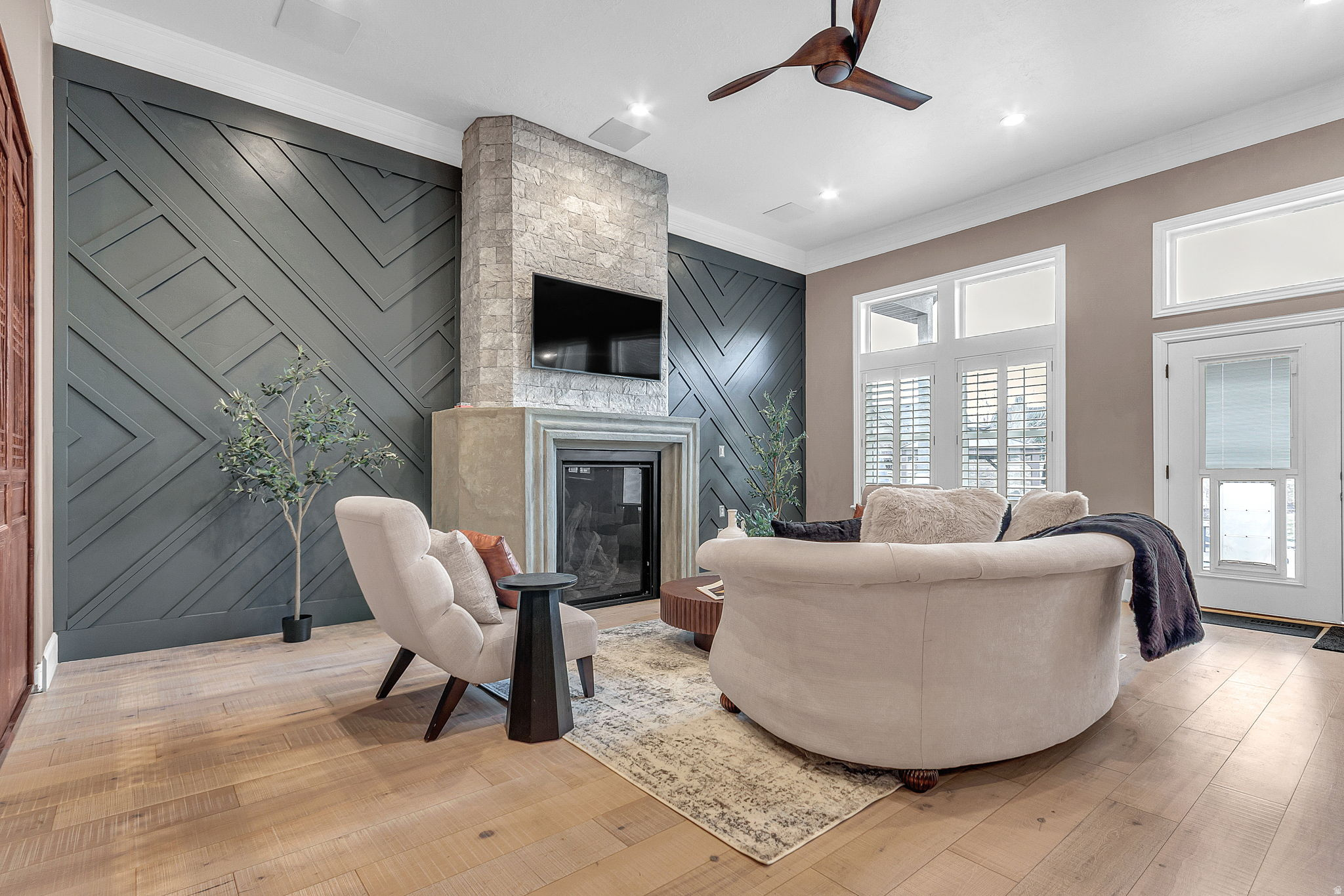 EAGLEPOINTE ESTATES - Residential