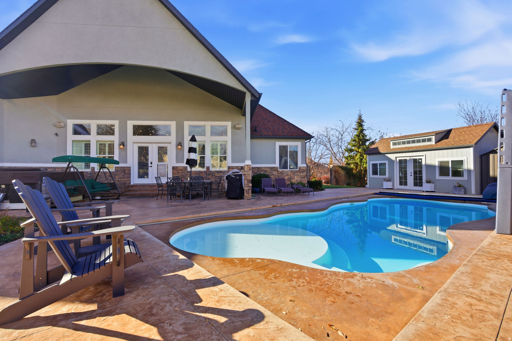 EAGLEPOINTE ESTATES - Residential