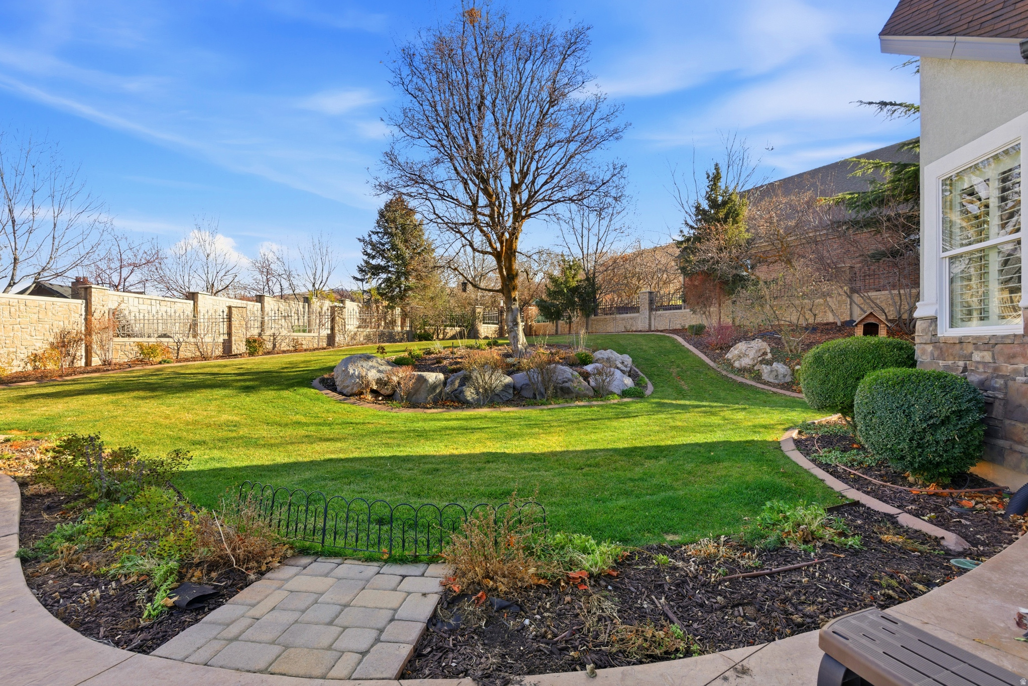 EAGLEPOINTE ESTATES - Residential