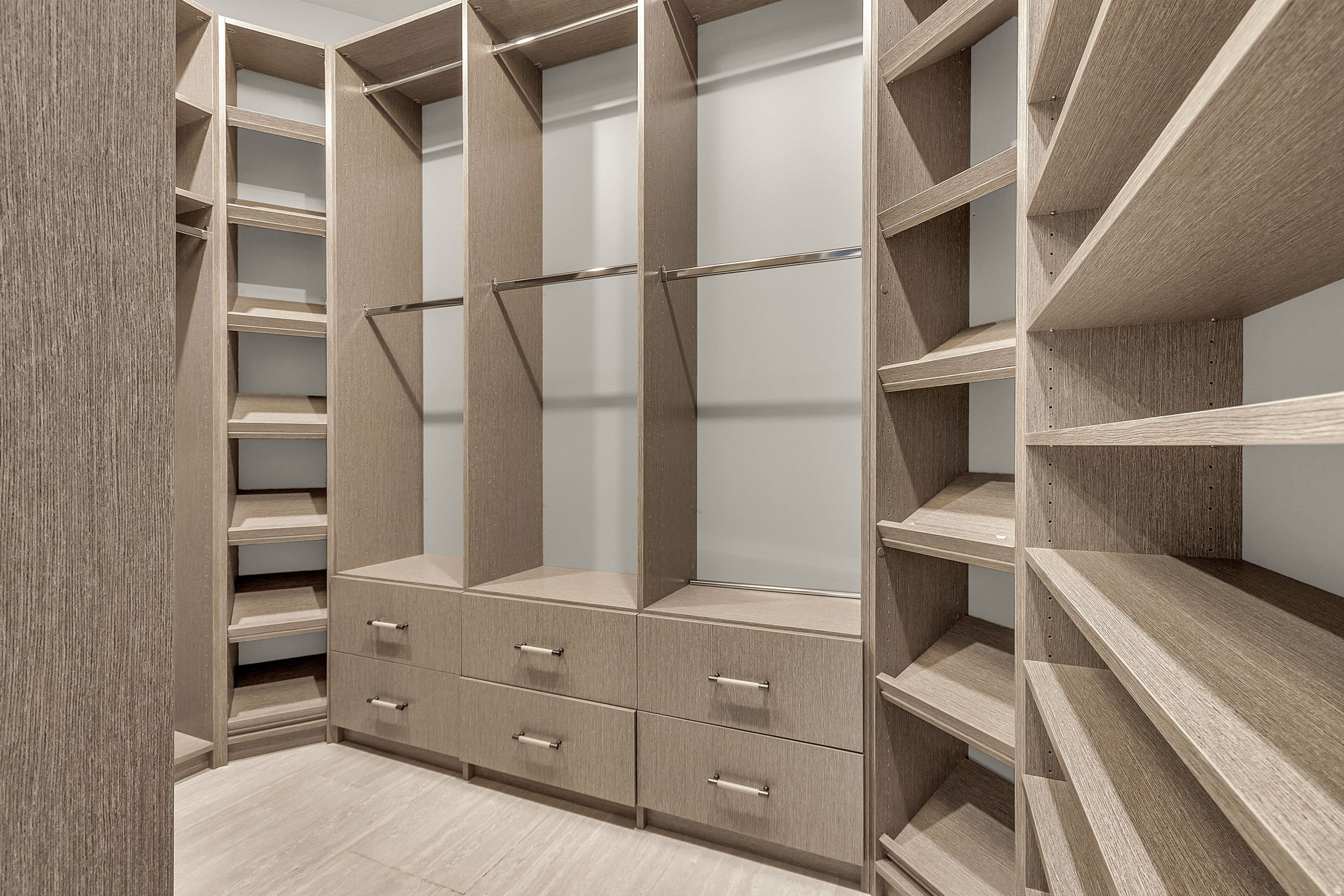 EAGLEPOINTE ESTATES - Residential