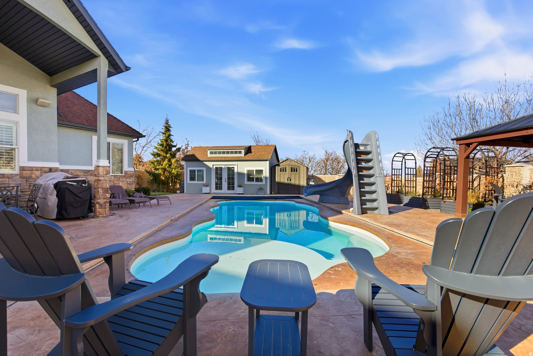 EAGLEPOINTE ESTATES - Residential