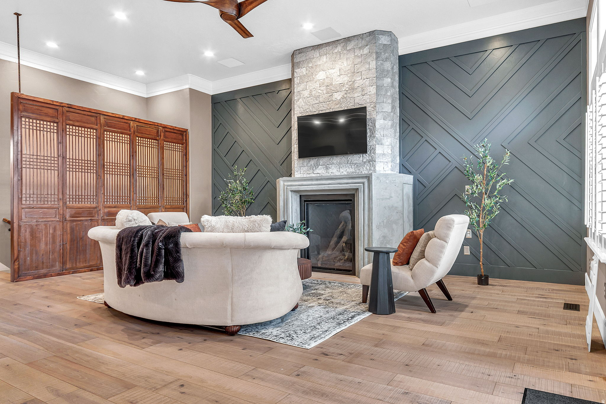 EAGLEPOINTE ESTATES - Residential