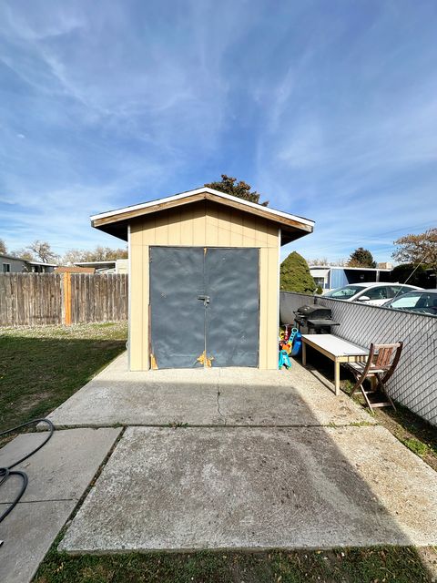 Tiny photo for 978 W FOXGLOVE #227, Taylorsville, UT 84123 (MLS # 2123789)